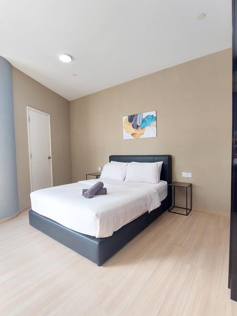 118 Island Plaza Suite City8 By Joal Tanjung Tokong Exterior foto